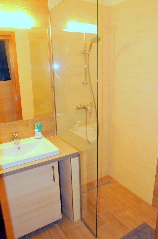 Frank & Fang Apartments Budapest Luaran gambar