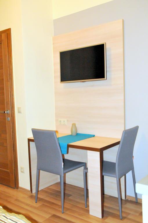 Frank & Fang Apartments Budapest Luaran gambar