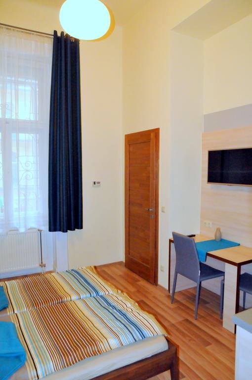 Frank & Fang Apartments Budapest Luaran gambar
