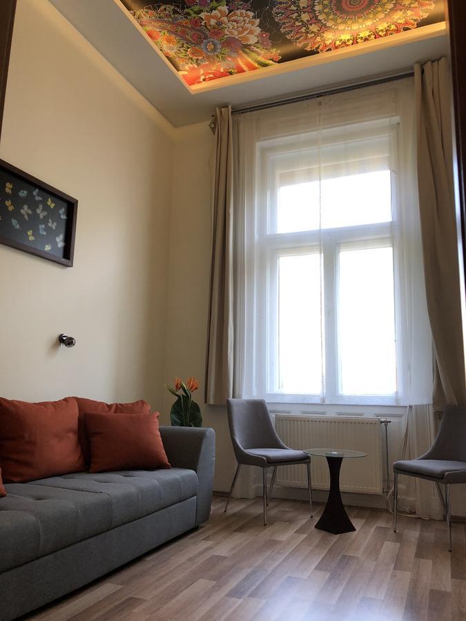 Frank & Fang Apartments Budapest Luaran gambar